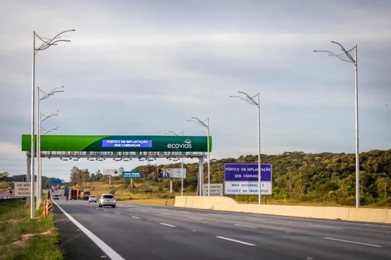 CNH do Brasil passa a mostrar passagens em pedágios free flow nesta segunda