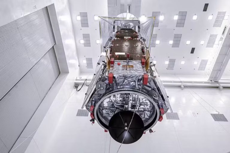 SpaceX lança no espaço telescópio da Nasa que vai rastrear a energia escura e exoplanetas