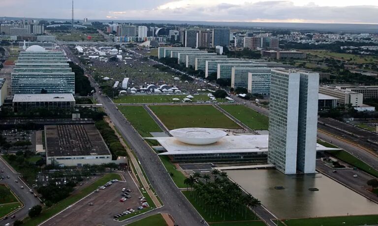Confira alterações no trânsito para o Desfile de 7 de Setembro e Brasília Air Show
