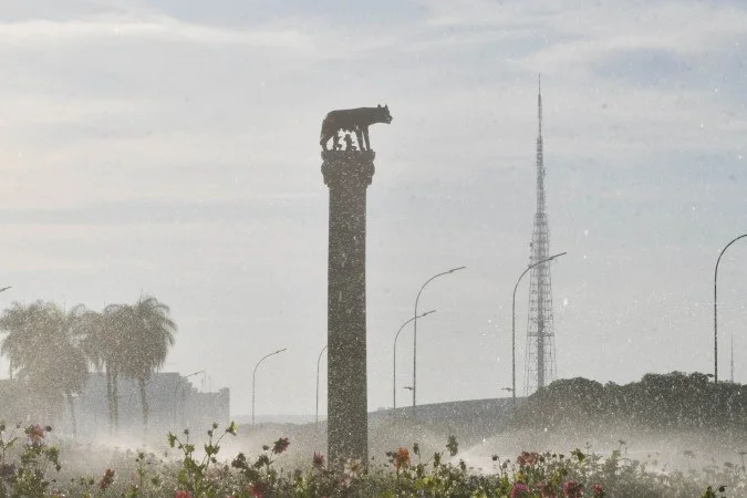 Previsão de chuva se mantém nesta terça (6) com chances de tempestade