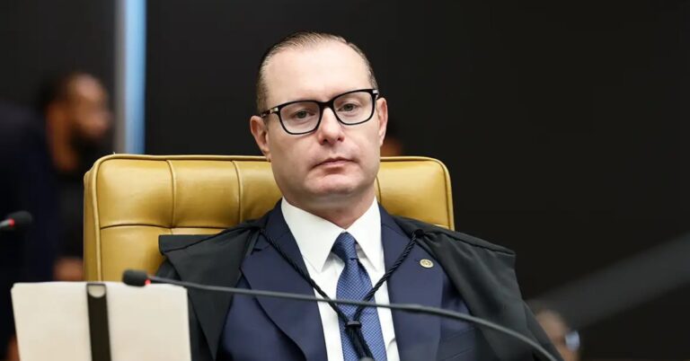 Zanin determina prorrogação da votação até as 19h em todo o Brasil